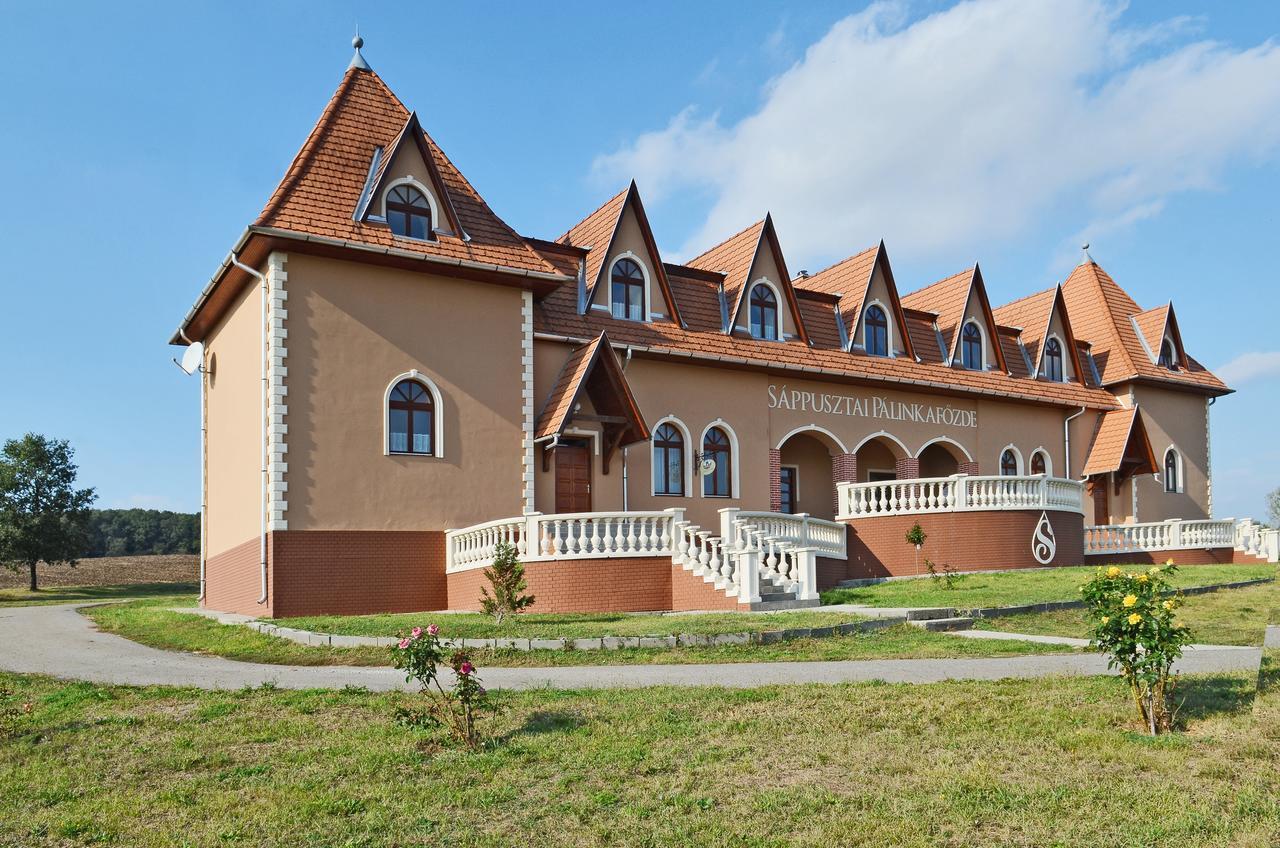 Sappusztai Vendeghaz Hotel Damak Ngoại thất bức ảnh